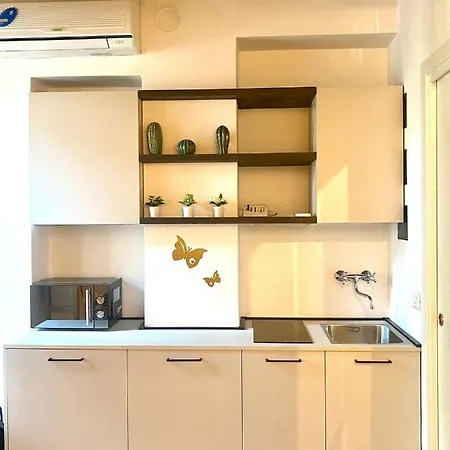דירה Little House *
